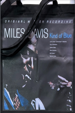 TOTEBAG NEGRA MILES DAVIS KIND OF BLUE